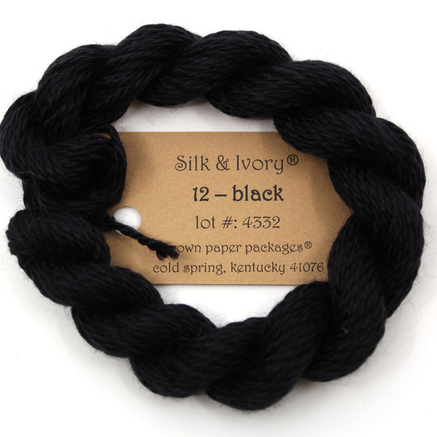 Silk & Ivory 012 Black