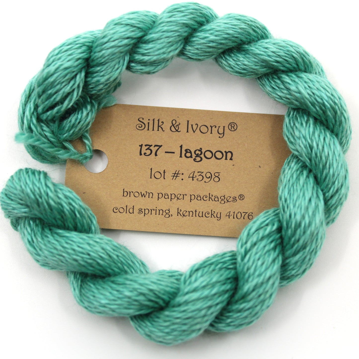 Silk & Ivory 137 Lagoon