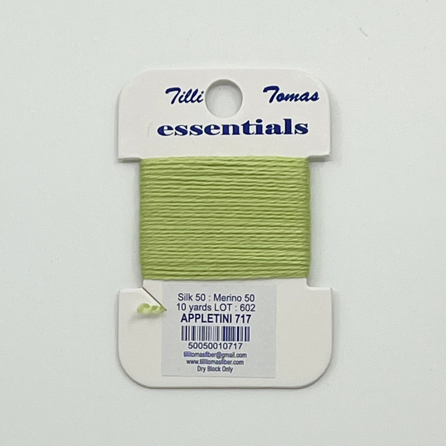 Essentials 717 Appletini