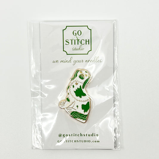Green Staffordshire Needle Minder