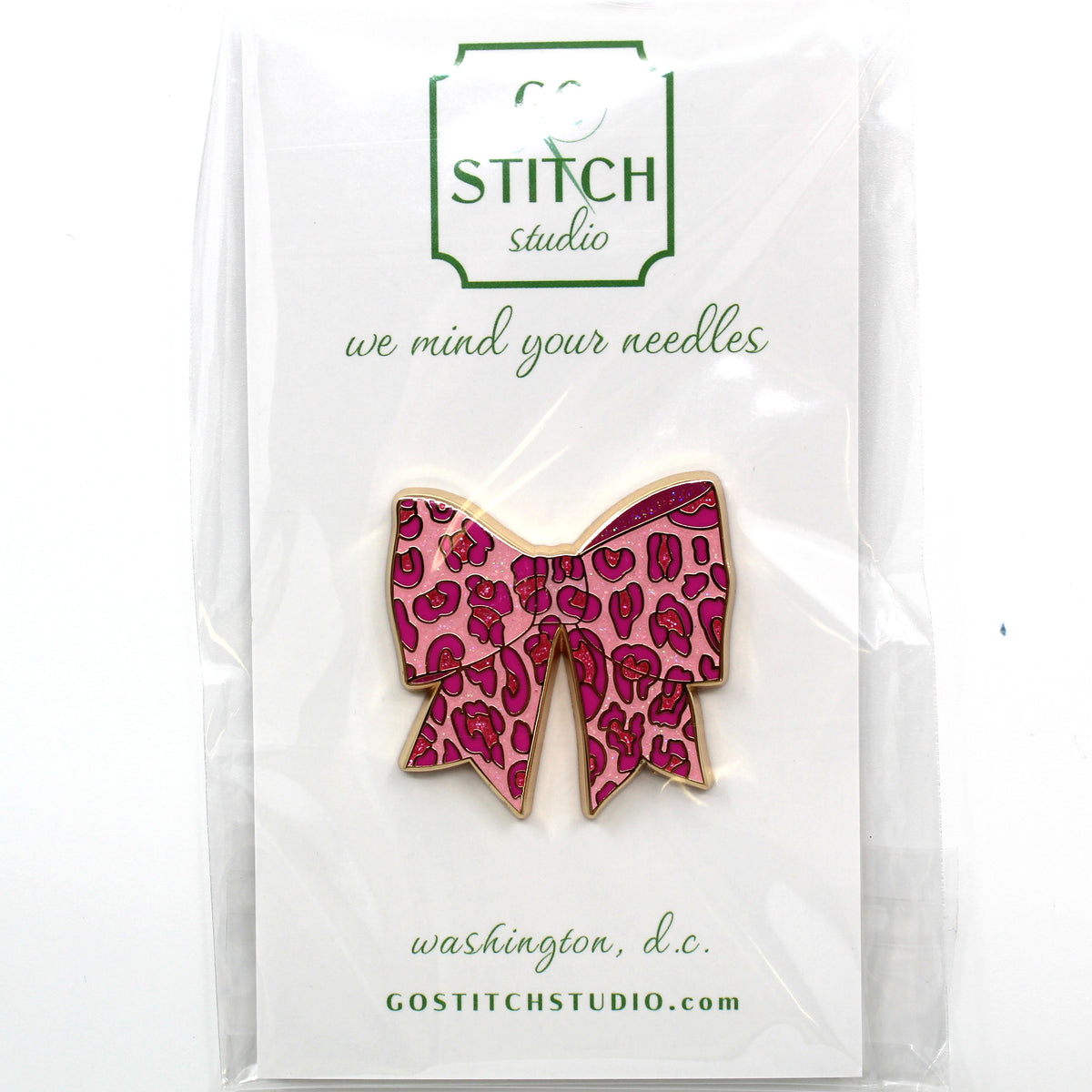 Pink Leopard Print Bow Needle Minder