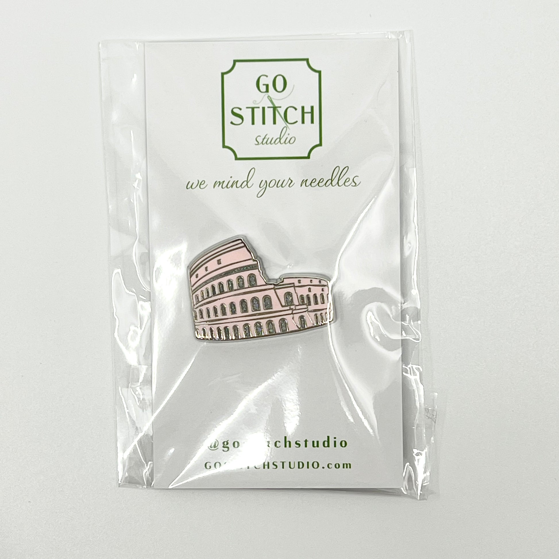 Roman Colosseum Needle Minder