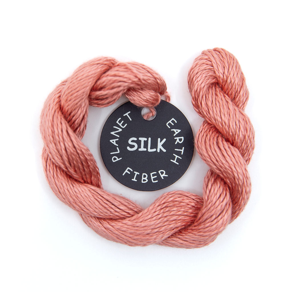 Planet Earth Silk 002 Rouge
