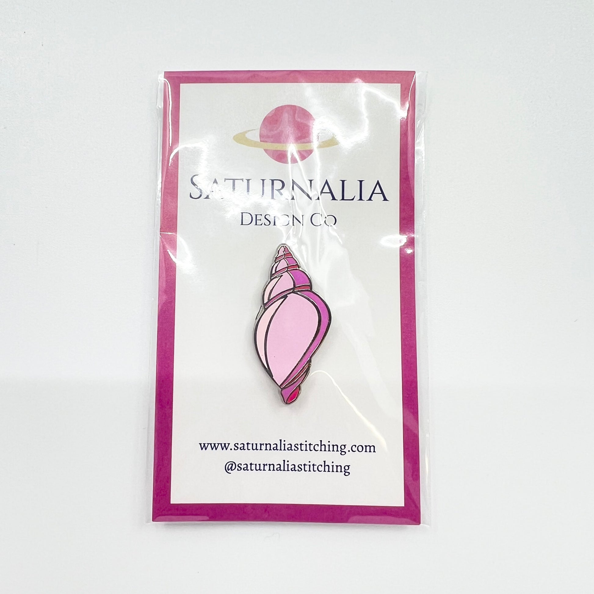 Tulip Shell Needle Minder
